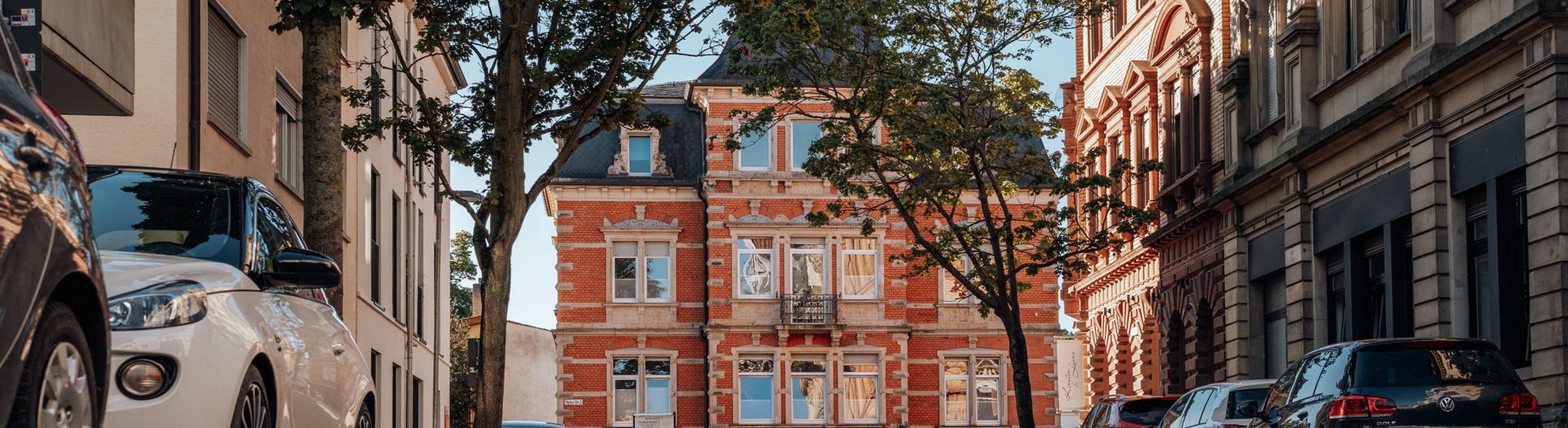 Straßenansicht der Praxis Reiterstraße 2 in Landau